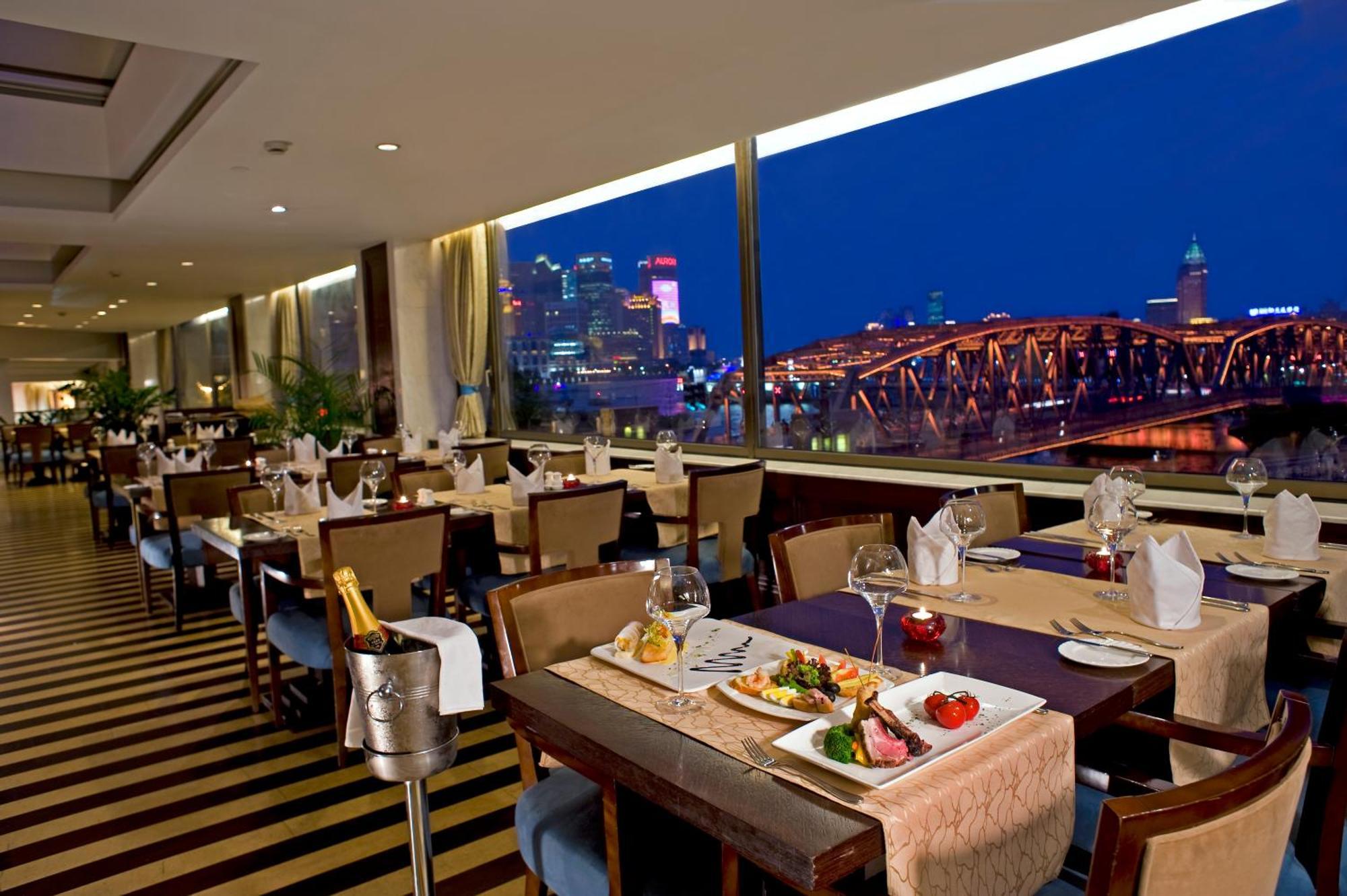 Broadway Mansions Hotel - On The Bund Sanghaj Étterem fotó